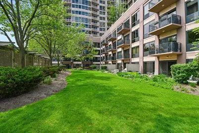 807 Davis Street #314, Evanston, IL 60201 - Photo 27