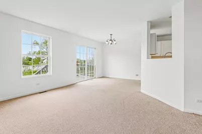 694 W Huron Hills Trail, Round Lake Heights, IL 60073 - Photo 11