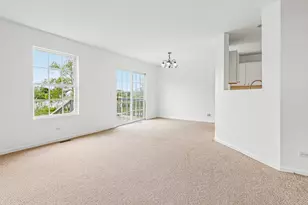 694 W Huron Hills Trail, Round Lake Heights, IL 60073 - Photo 11