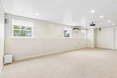 694 W Huron Hills Trail, Round Lake Heights, IL 60073 - Photo 29