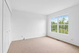 694 W Huron Hills Trail, Round Lake Heights, IL 60073 - Photo 25
