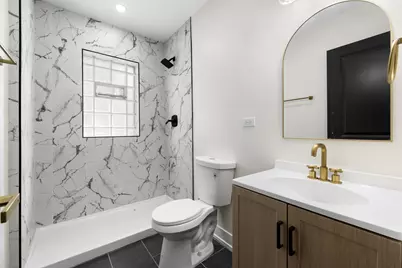 8742 S Washtenaw Avenue, Evergreen Park, IL 60805 - Photo 11