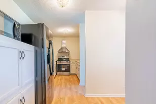 2211 S Highland Ave, Lombard, IL 60148 - Photo 19