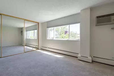 2211 S Highland Avenue #4B, Lombard, IL 60148 - Photo 9