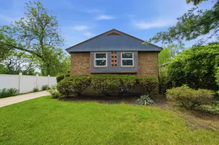 6006 N Lawndale Ave, Chicago, IL 60659 - Photo 1