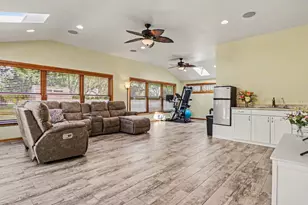 10S287 Alma Ln, Naperville, IL 60564 - Photo 5