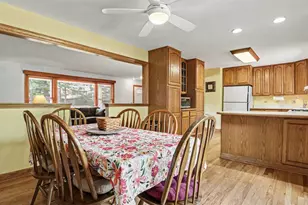 10S287 Alma Ln, Naperville, IL 60564 - Photo 7