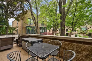 1635 N Larrabee St, Chicago, IL 60614 - Photo 25