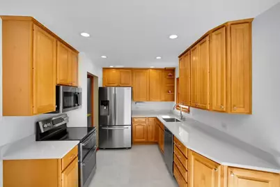 31471 N Ranch Road, Grayslake, IL 60030 - Photo 9