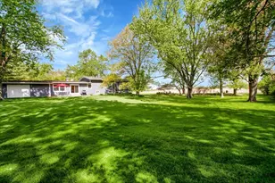31471 N Ranch Rd, Grayslake, IL 60030 - Photo 29