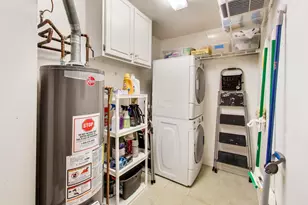 592 Edinburgh Ln, Prospect Heights, IL 60070 - Photo 15
