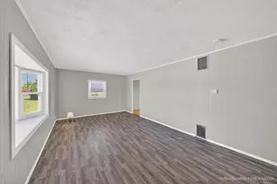 1185 S Edgewood Ave, Lombard, IL 60148 - Photo 3