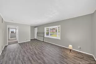 1185 S Edgewood Ave, Lombard, IL 60148 - Photo 5