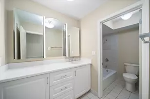 4949 Golf Rd, Skokie, IL 60077 - Photo 11