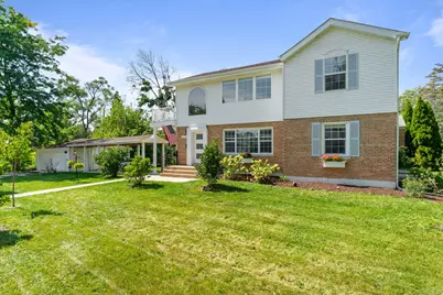 201 W Potomac Avenue, Lombard, IL 60148 - Photo 1