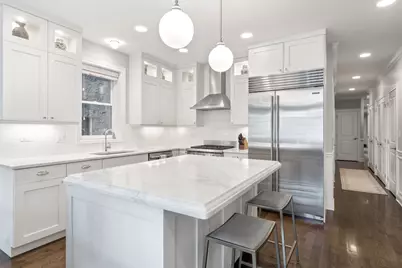 910 W Fullerton Avenue #2, Chicago, IL 60614 - Photo 7
