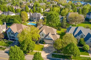 811 W Thornwood Dr, South Elgin, IL 60177 - Photo 23