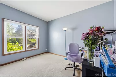 811 W Thornwood Drive, South Elgin, IL 60177 - Photo 21