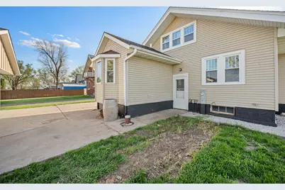 32462 White Street, Kirkland, IL 60146 - Photo 31