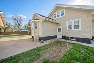 32462 White St, Kirkland, IL 60146 - Photo 31