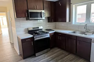 538 Ingraham Ave, Calumet City, IL 60409 - Photo 5