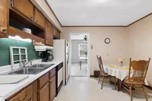 14900 Hamlin Ave, Midlothian, IL 60445 - Photo 7