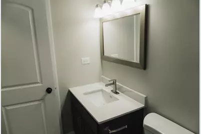 6034 N Wolcott Avenue #1W, Chicago, IL 60660 - Photo 13