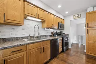 15954 Ozark Ave, Tinley Park, IL 60477 - Photo 9