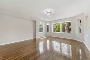 7741 S Phillips Ave, Chicago, IL 60649 - Photo 5