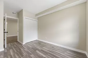 7741 S Phillips Ave, Chicago, IL 60649 - Photo 15