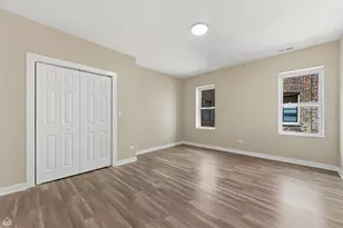 7741 S Phillips Ave, Chicago, IL 60649 - Photo 7