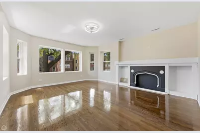 7741 S Phillips Avenue, Chicago, IL 60649 - Photo 3