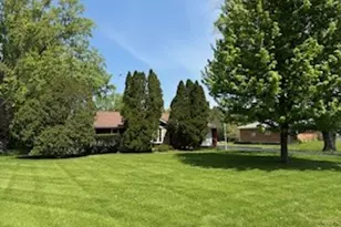 7056 Osage Road W, Long Grove, IL 60047 - Photo 7