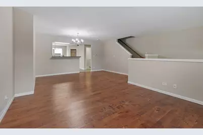 101 Driscoll Lane #6, Wood Dale, IL 60191 - Photo 5