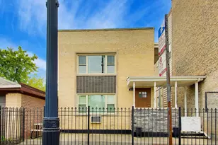 3111 W Foster Ave, Chicago, IL 60625 - Photo 1