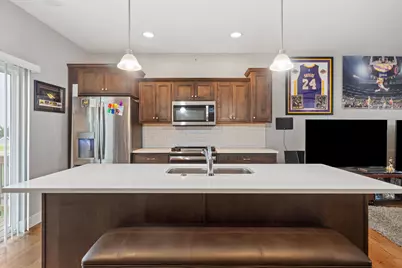 711 Cox Court, Leclaire, IA 52753 - Photo 3