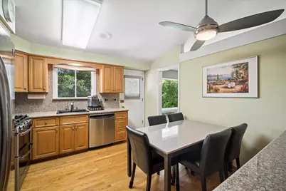 323 Vine Street, Wilmette, IL 60091 - Photo 9