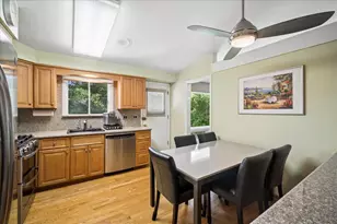 323 Vine St, Wilmette, IL 60091 - Photo 9