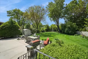323 Vine St, Wilmette, IL 60091 - Photo 21