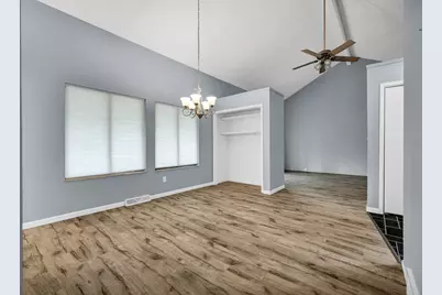 1301 Kingsridge Court #D, Normal, IL 61761 - Photo 25