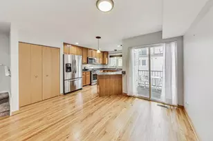 4932 W Lawrence Ave, Chicago, IL 60630 - Photo 11