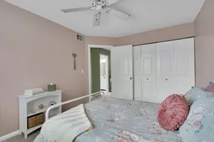 1575 Woodbury Cir, Gurnee, IL 60031 - Photo 19