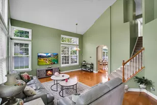 1575 Woodbury Cir, Gurnee, IL 60031 - Photo 5