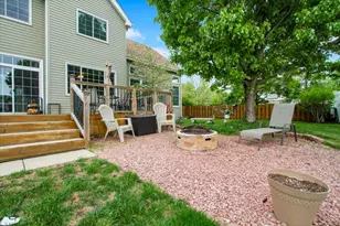 1575 Woodbury Cir, Gurnee, IL 60031 - Photo 37
