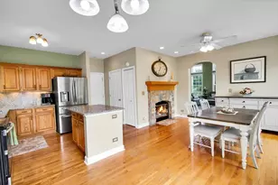 1575 Woodbury Cir, Gurnee, IL 60031 - Photo 15