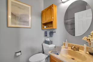 1575 Woodbury Cir, Gurnee, IL 60031 - Photo 9