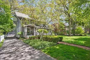 747 Lincoln Ave, Winnetka, IL 60093 - Photo 3
