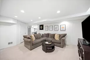 747 Lincoln Ave, Winnetka, IL 60093 - Photo 39