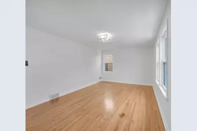 10606 S Vernon Avenue, Chicago, IL 60628 - Photo 9