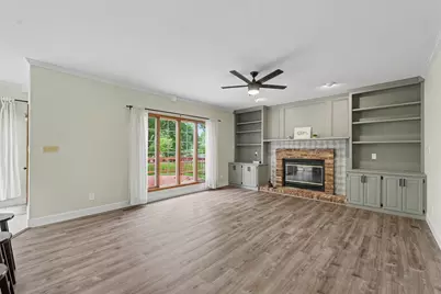 2807 Cherry Hills Drive, Champaign, IL 61822 - Photo 17